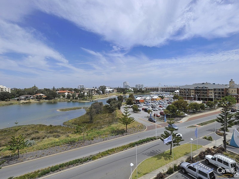 305 Seashells 16 Dolphin Drive, Mandurah WA 6210