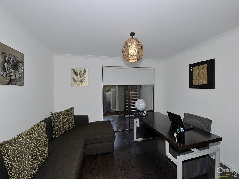 23 Arramall Trail, Lakelands WA 6180