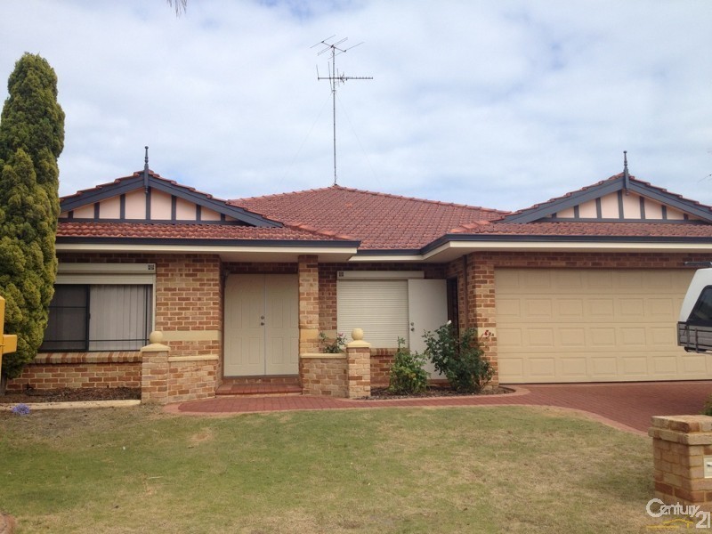 13 Lilac Green, Halls Head WA 6210