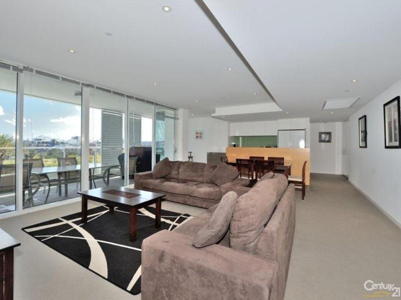 406/3 Marco Polo Drive, Mandurah WA 6210