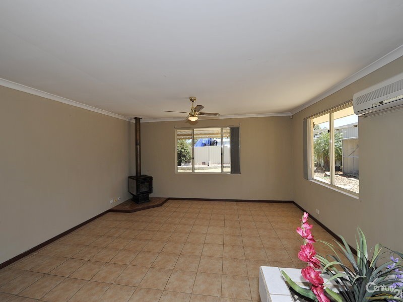 19 Rathmines Place, Coodanup WA 6210