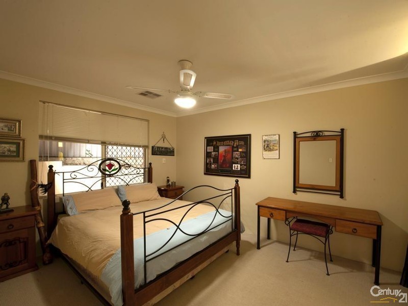 7 Staunton Rise, Halls Head WA 6210