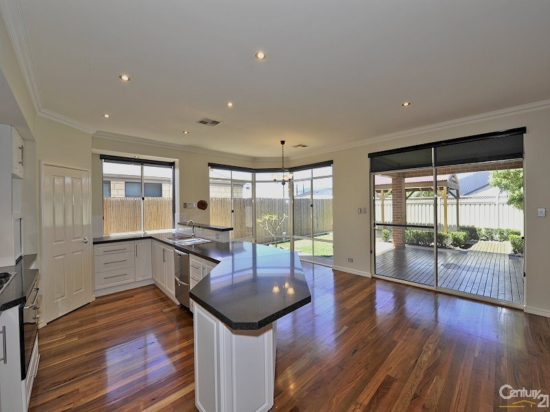 28 Clearwater Way, Singleton WA 6175