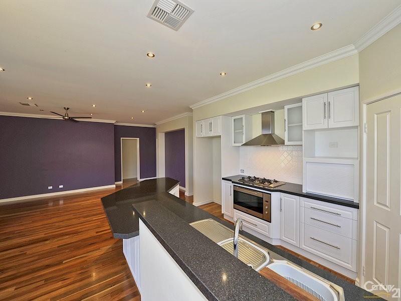 28 Clearwater Way, Singleton WA 6175