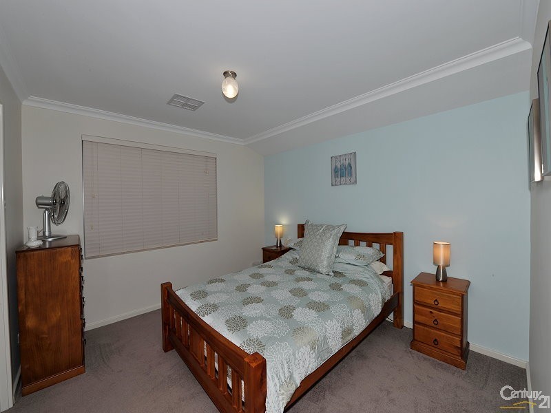 18 Scarab Court, Halls Head WA 6210