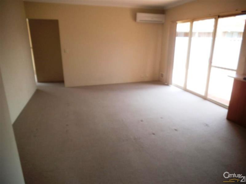 3/2 Day Road, Mandurah WA 6210