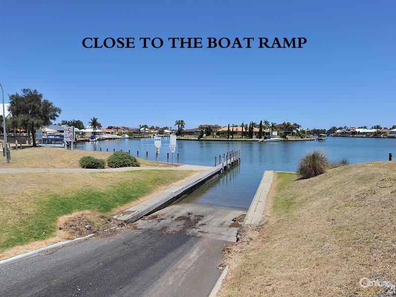 16 Kitchener Street, Dudley Park WA 6210