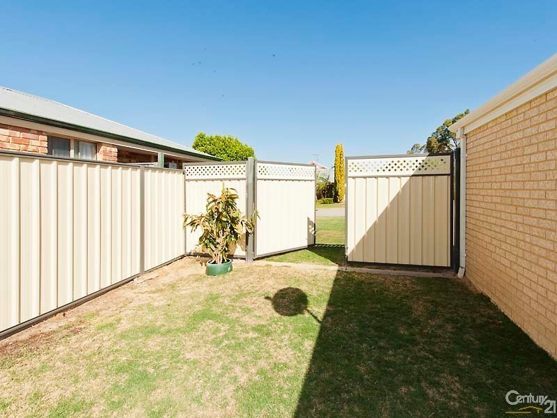 5 Cherrytree Court, Greenfields WA 6210