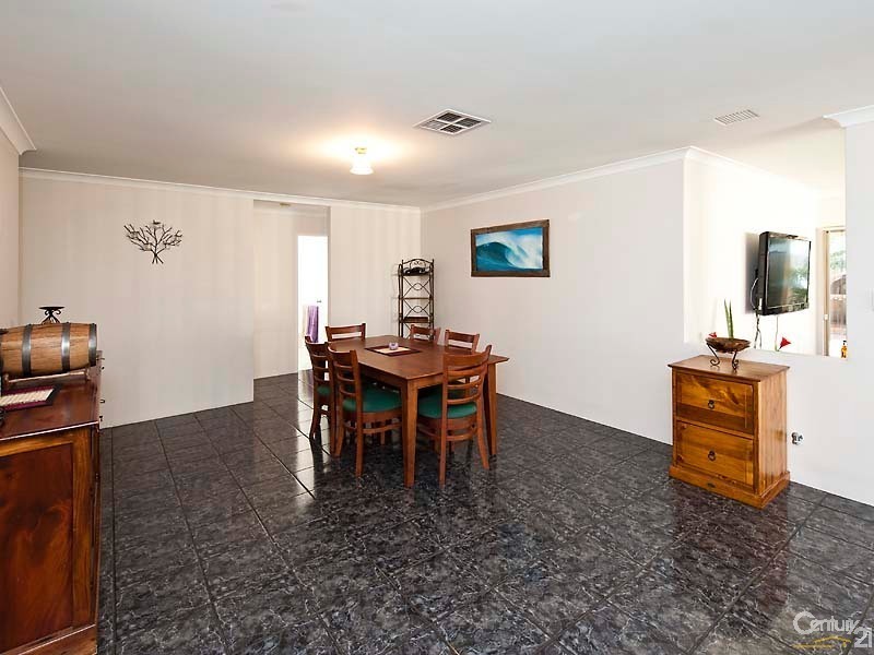 5 Cherrytree Court, Greenfields WA 6210