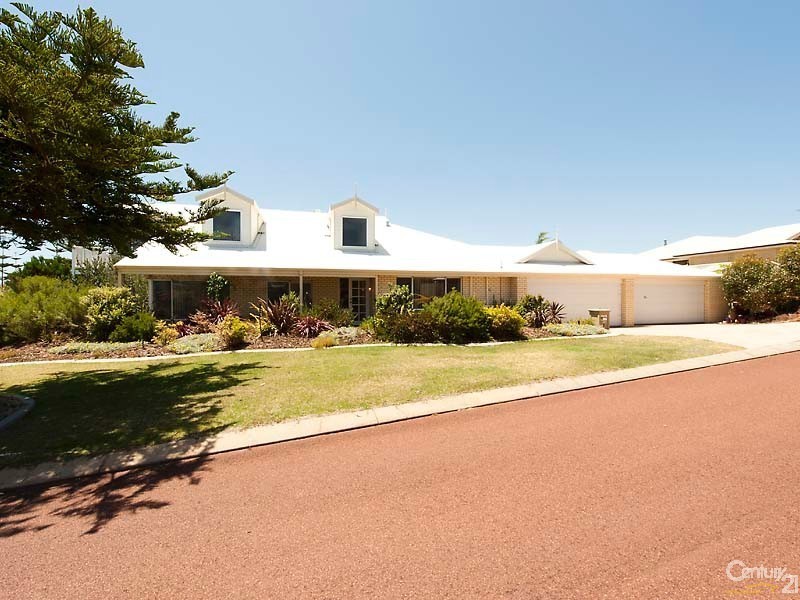 15 Batavia Avenue, Wannanup WA 6210