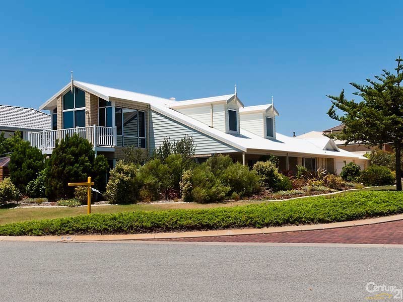 15 Batavia Avenue, Wannanup WA 6210