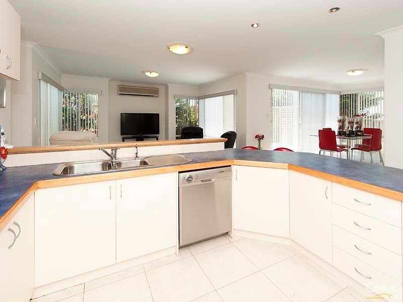 15 Batavia Avenue, Wannanup WA 6210