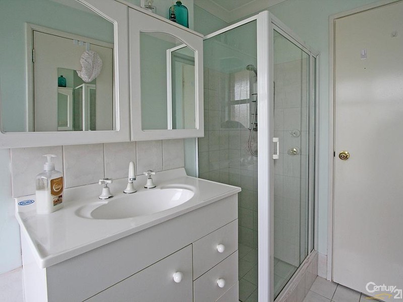 1/2 Hobley Street, Mandurah WA 6210