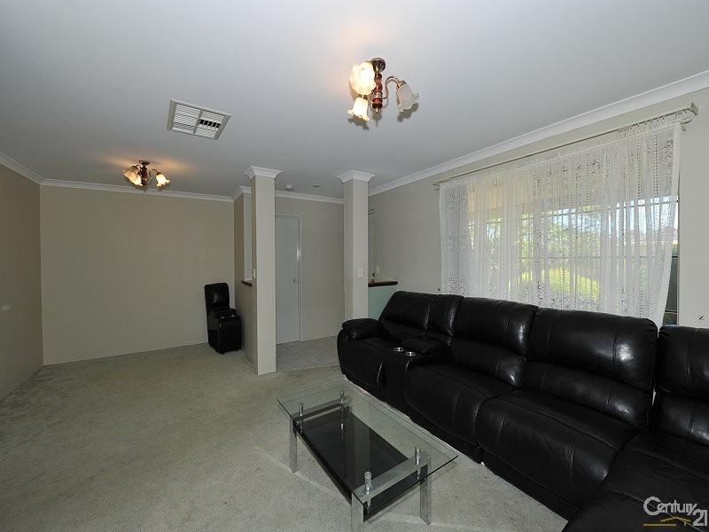 1 Crown Place, Wannanup WA 6210