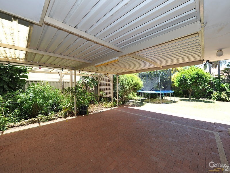 1 Crown Place, Wannanup WA 6210