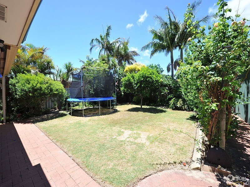 1 Crown Place, Wannanup WA 6210