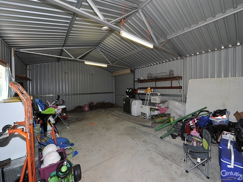 1 Crown Place, Wannanup WA 6210