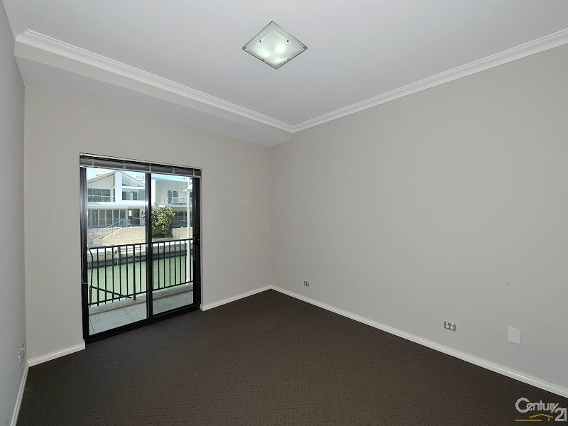 1/1 Florian Mews, Mandurah WA 6210