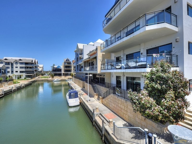 1/1 Florian Mews, Mandurah WA 6210
