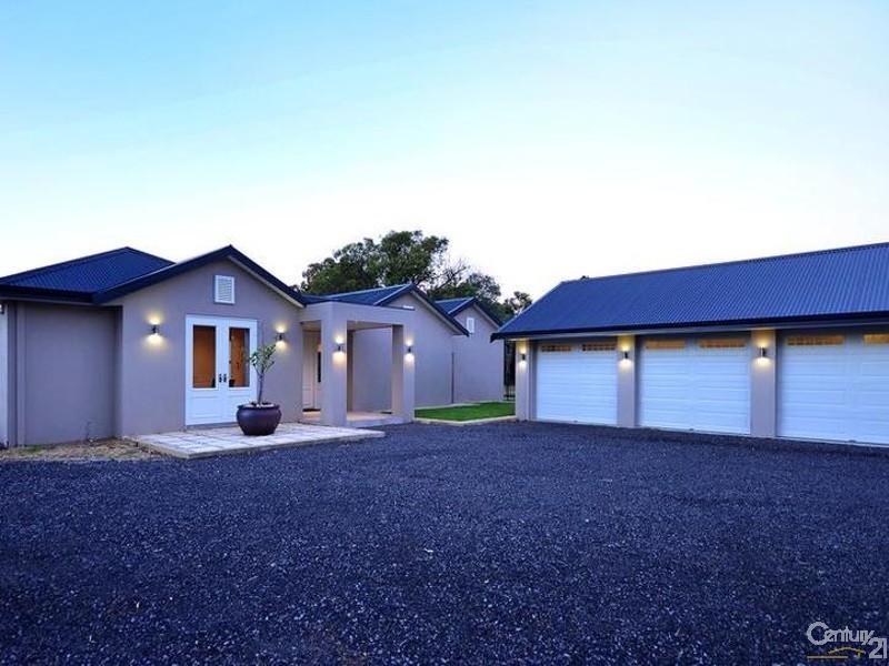 63 Summerhill Drive, Stake Hill WA 6181