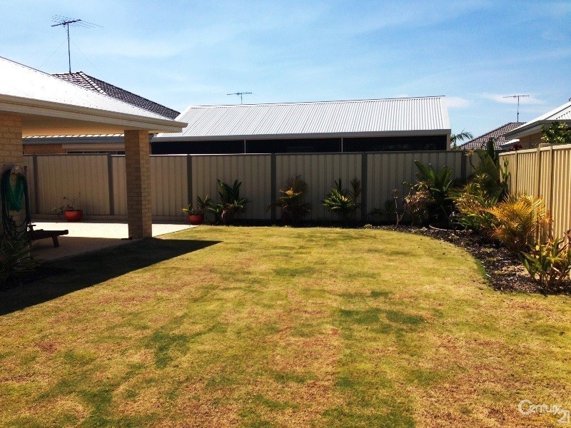 8 Eglinton Terrace, Dudley Park WA 6210