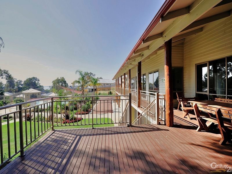 4 Birdwood Pass, Dawesville WA 6211