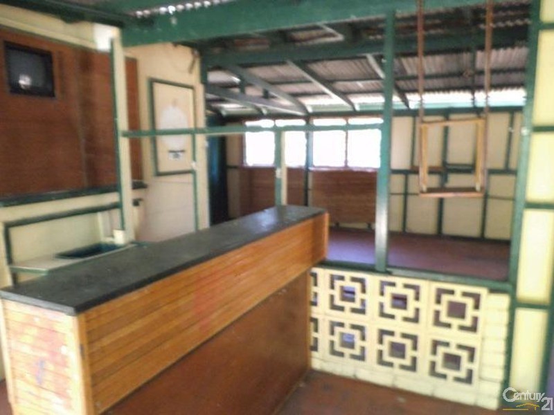 11 Cox Street, Mandurah WA 6210