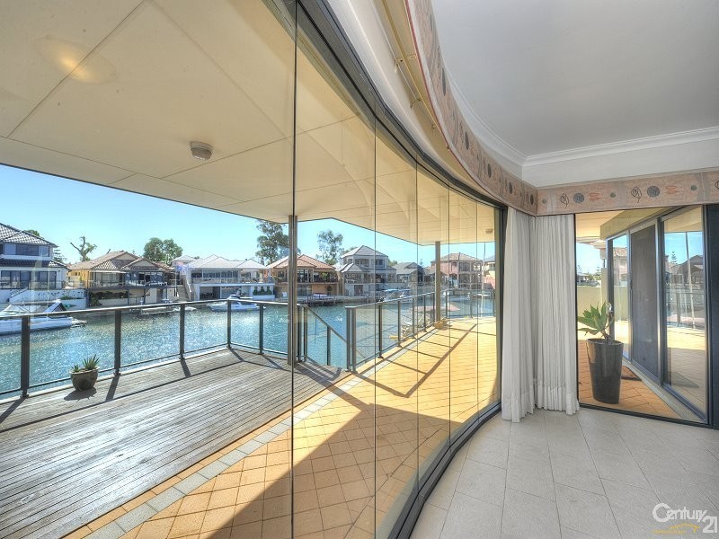 7 Ragamuffin Point, Halls Head WA 6210