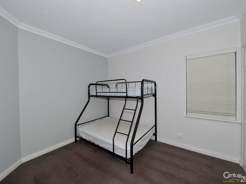 7 Ragamuffin Point, Halls Head WA 6210