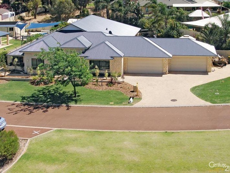 23 Ballard Meander, Lakelands WA 6180