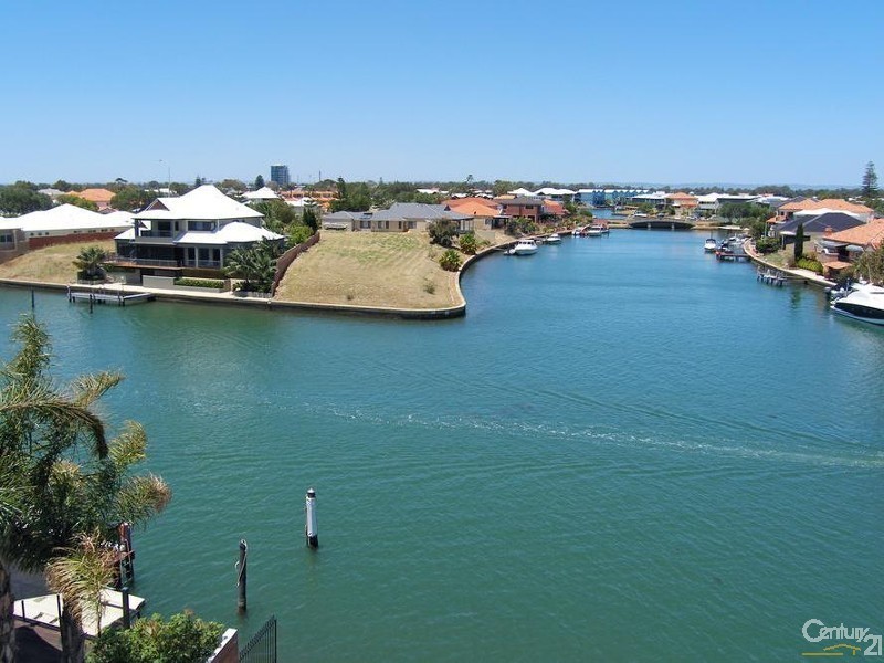 14 Genevieve Court, Halls Head WA 6210