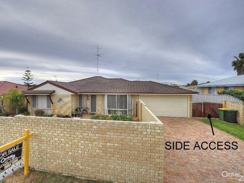 81 Casuarina Drive, Halls Head WA 6210