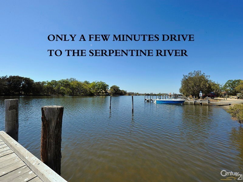 19 Blue Wren Gardens, Coodanup WA 6210