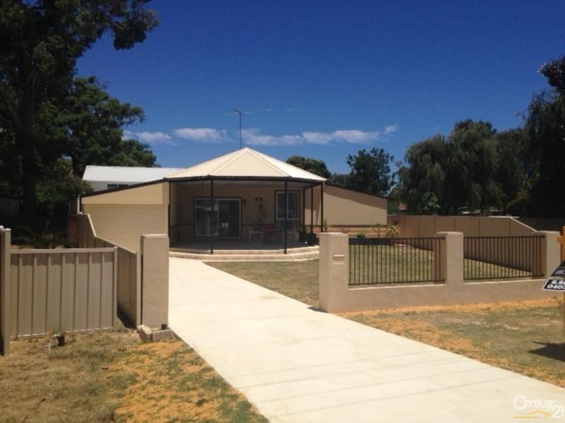 41 Derek Road, Coodanup WA 6210