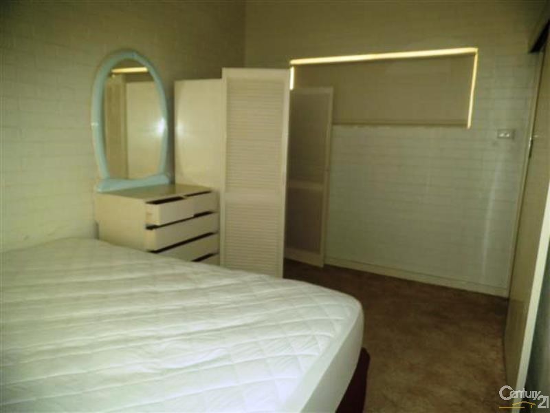 2/34 Janis Street, Halls Head WA 6210