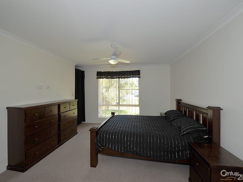 5 Parakeet Place, Greenfields WA 6210