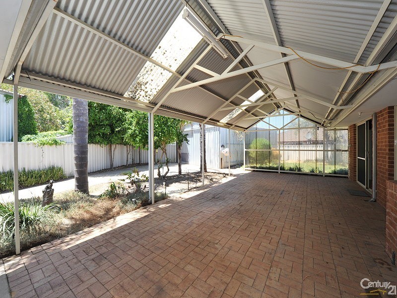 5 Parakeet Place, Greenfields WA 6210
