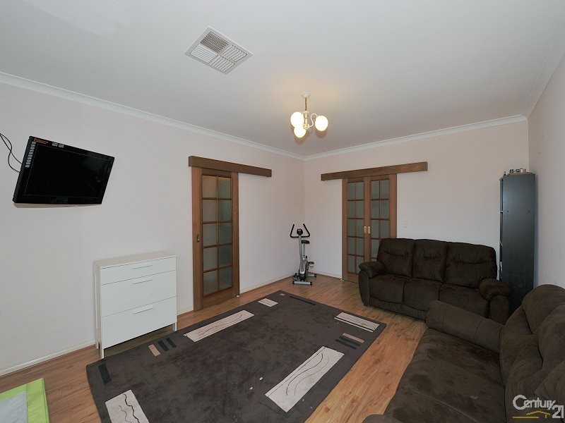 42 Perseus Road, Silver Sands WA 6210