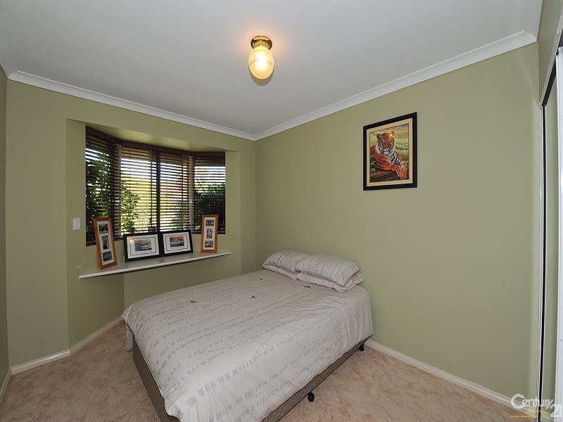 42 Perseus Road, Silver Sands WA 6210