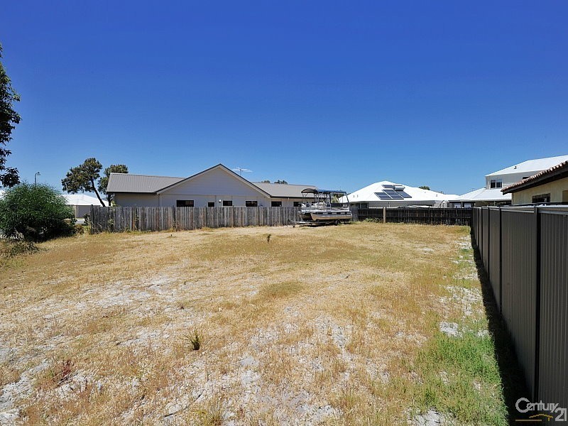 90 Hudson Drive, Dudley Park WA 6210