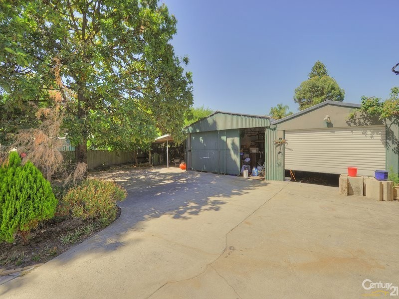 3  Walya Place, Greenfields WA 6210
