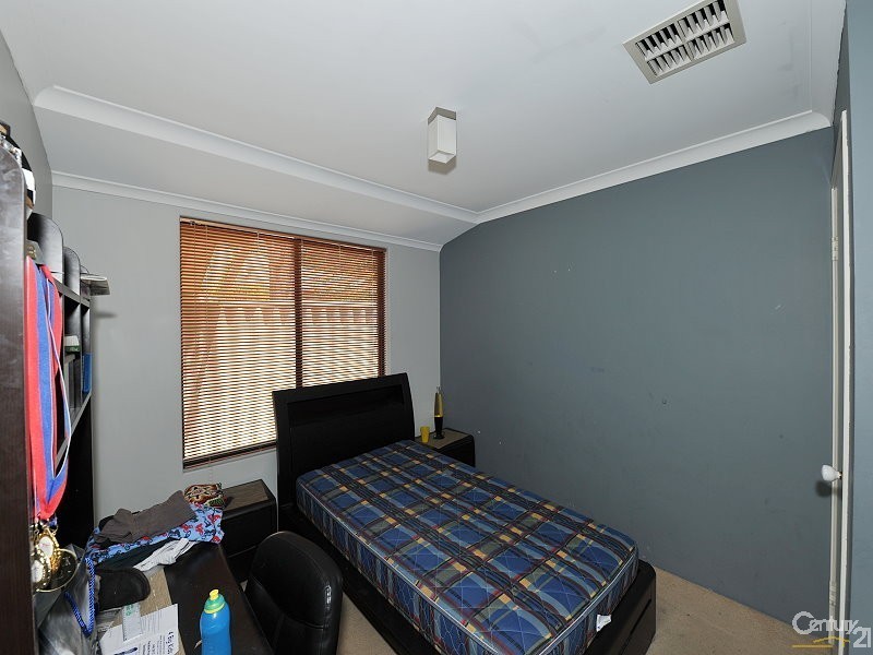 2 Kangaroo Paw Drive, Greenfields WA 6210
