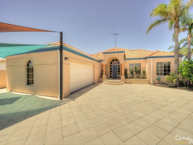 8 Reverie Mews, Halls Head WA 6210