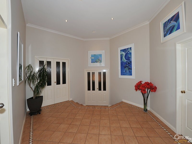 8 Reverie Mews, Halls Head WA 6210