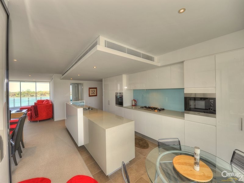 401/5 Marco Polo Drive, Mandurah WA 6210