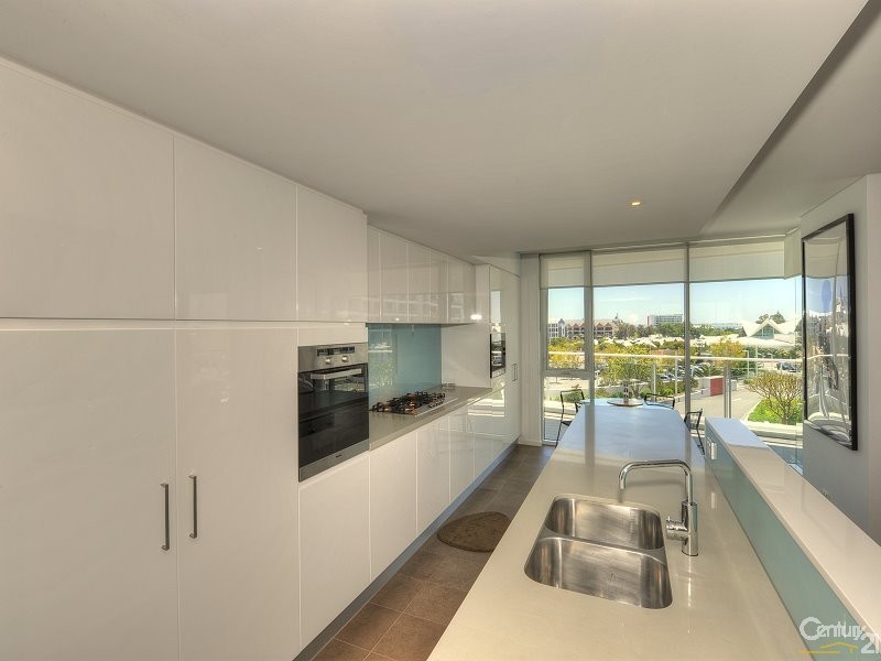 401/5 Marco Polo Drive, Mandurah WA 6210