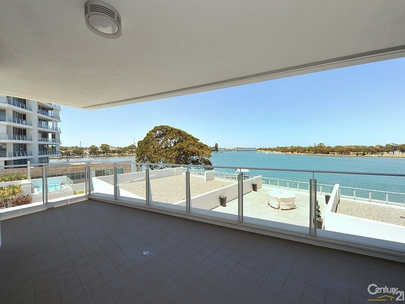401/5 Marco Polo Drive, Mandurah WA 6210