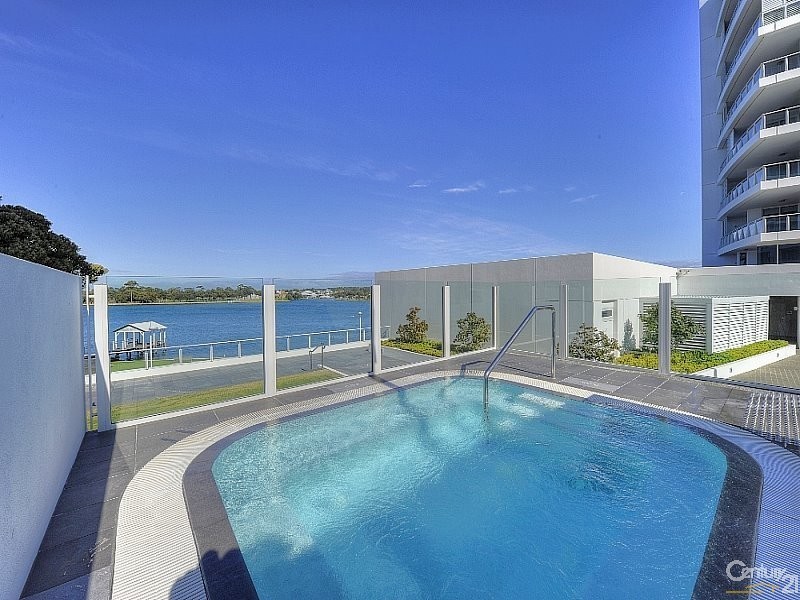 401/5 Marco Polo Drive, Mandurah WA 6210