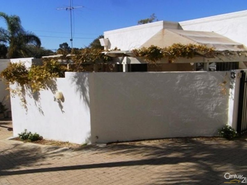 3/5-7 Oversby Street, Halls Head WA 6210