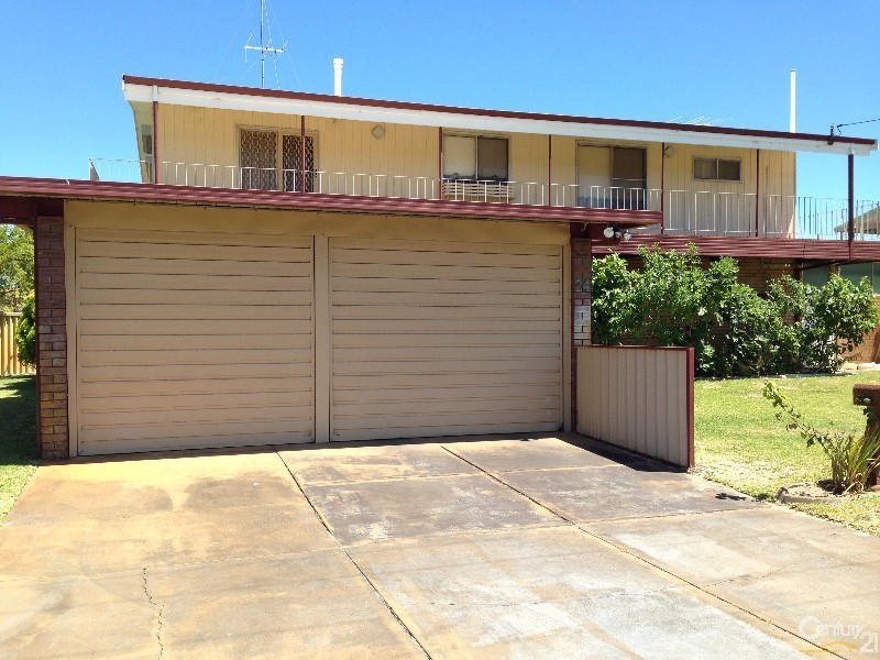24 Clytie Road, Silver Sands WA 6210